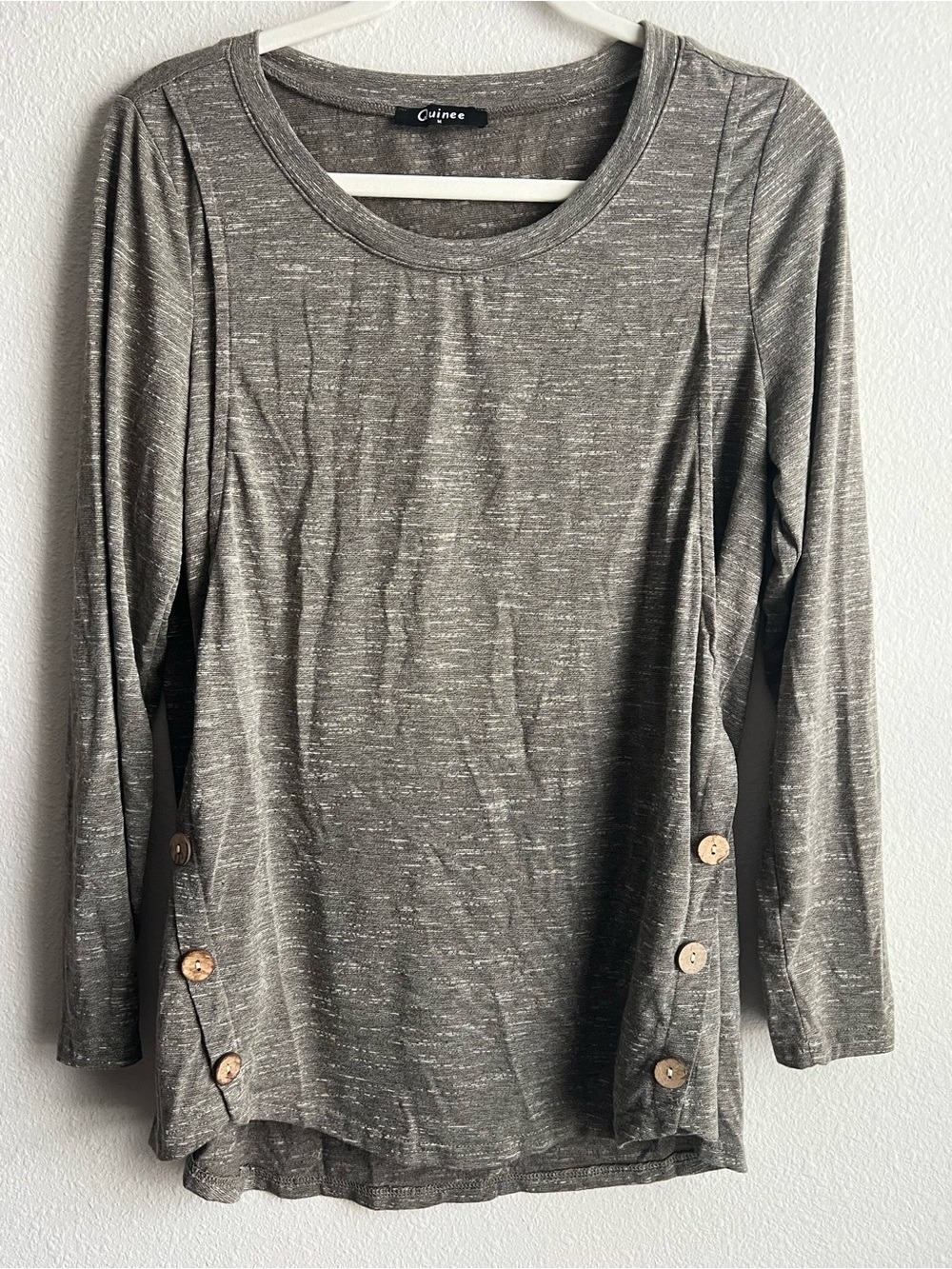 Quinee’s Gray Long-Sleeve Button Side Tunic